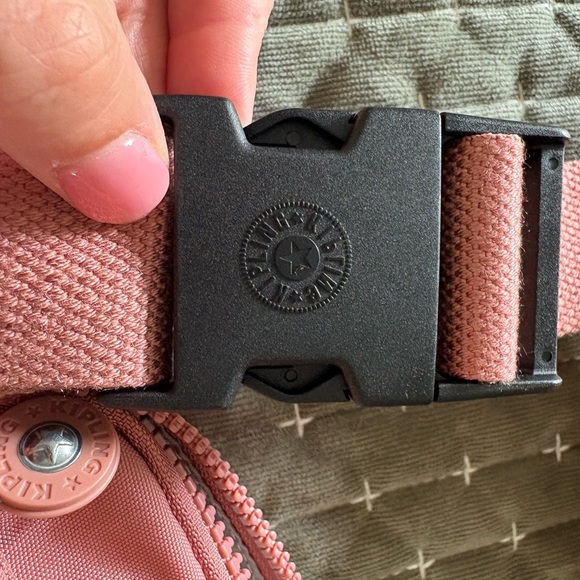 🎒 Kipling Pink Tarry Bag w/ Monkey Keychain – NWT 💖 - Picture 3 of 7